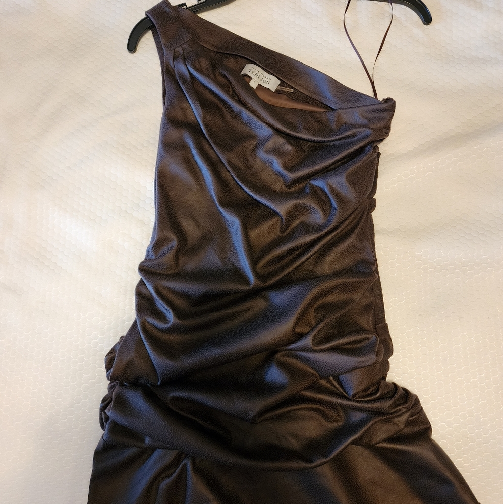 Rickie Freeman Teri Jon dress size 6